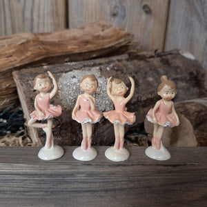 Lot de 4 danseuses